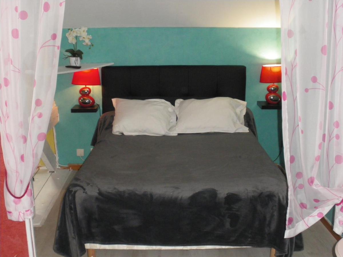 Les Coquillettes Bed & Breakfast Equemauville Exterior photo